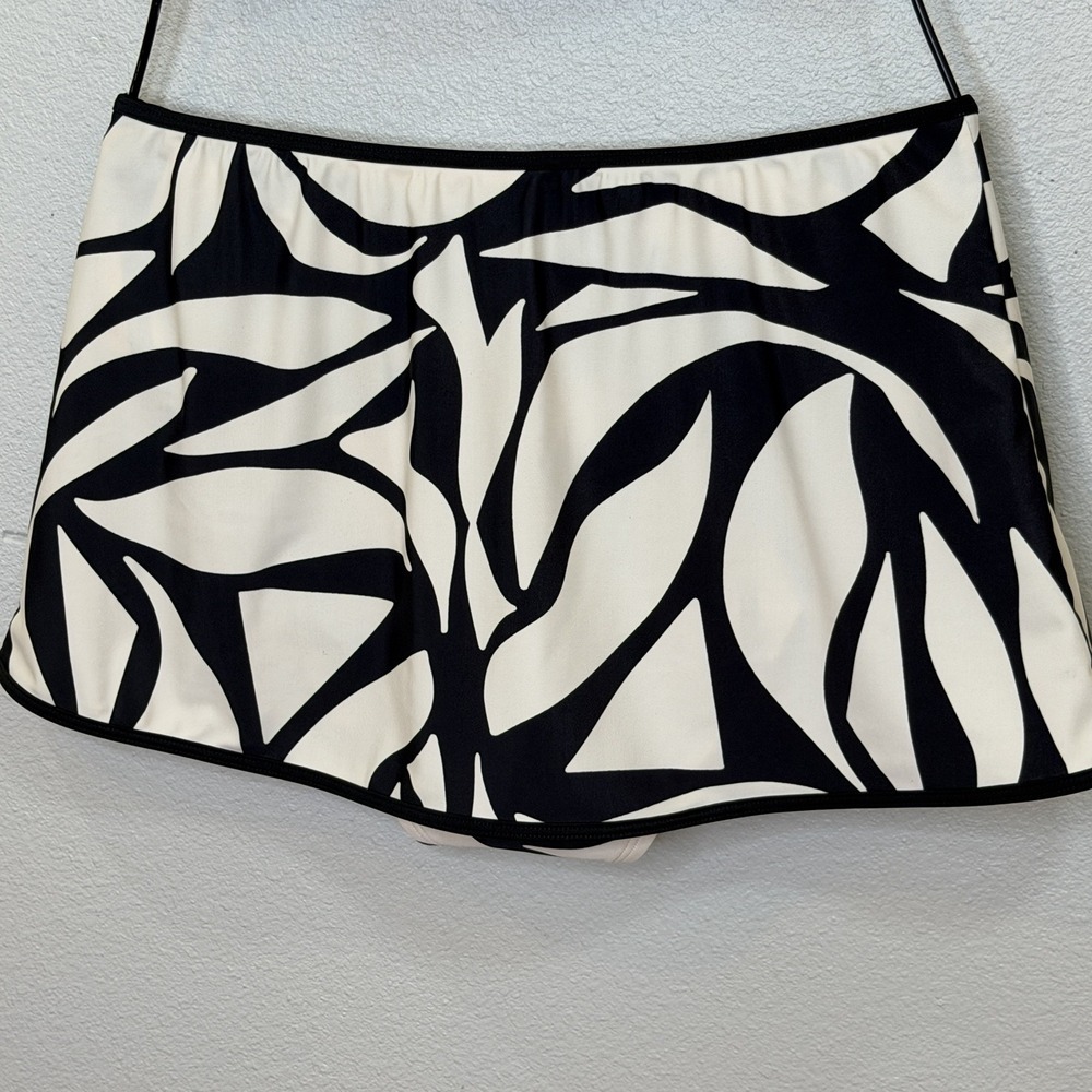 Sanctuary 2 Piece Swimsuit Medium Black Animal Print Full Coverage Top Skirt NEW - Picture 9 of 14